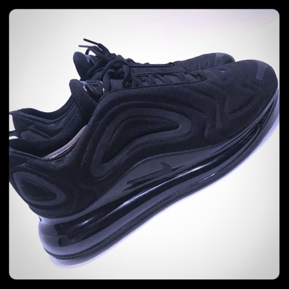 SOLD New without box Nike Air Max 720 Triple Black